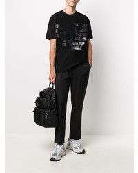 schwarzes bedrucktes T-Shirt mit einem Rundhalsausschnitt von Emporio Armani