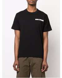 schwarzes bedrucktes T-Shirt mit einem Rundhalsausschnitt von Sacai