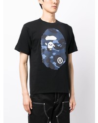 schwarzes bedrucktes T-Shirt mit einem Rundhalsausschnitt von A Bathing Ape