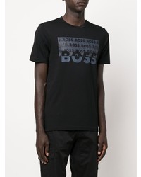 schwarzes bedrucktes T-Shirt mit einem Rundhalsausschnitt von BOSS