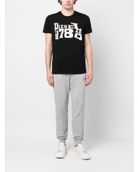 schwarzes bedrucktes T-Shirt mit einem Rundhalsausschnitt von Diesel