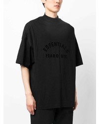 schwarzes bedrucktes T-Shirt mit einem Rundhalsausschnitt von FEAR OF GOD ESSENTIALS