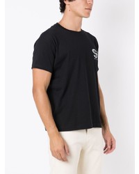 schwarzes bedrucktes T-Shirt mit einem Rundhalsausschnitt von OSKLEN