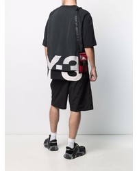 schwarzes bedrucktes T-Shirt mit einem Rundhalsausschnitt von Y-3