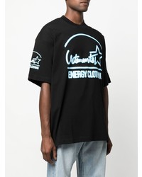 schwarzes bedrucktes T-Shirt mit einem Rundhalsausschnitt von Vetements