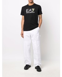 schwarzes bedrucktes T-Shirt mit einem Rundhalsausschnitt von Ea7 Emporio Armani