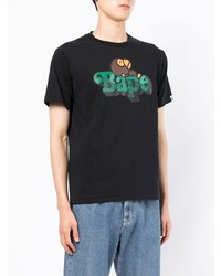 schwarzes bedrucktes T-Shirt mit einem Rundhalsausschnitt von A Bathing Ape