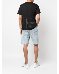 schwarzes bedrucktes T-Shirt mit einem Rundhalsausschnitt von Calvin Klein Jeans