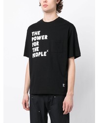 schwarzes bedrucktes T-Shirt mit einem Rundhalsausschnitt von The Power for the People