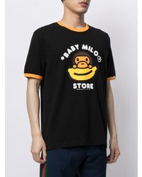 schwarzes bedrucktes T-Shirt mit einem Rundhalsausschnitt von *BABY MILO® STORE BY *A BATHING APE®