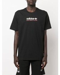 schwarzes bedrucktes T-Shirt mit einem Rundhalsausschnitt von adidas