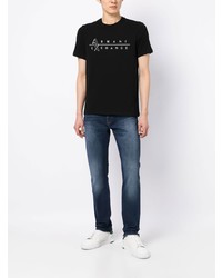 schwarzes bedrucktes T-Shirt mit einem Rundhalsausschnitt von Armani Exchange