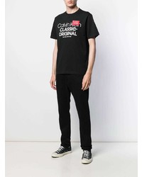 schwarzes bedrucktes T-Shirt mit einem Rundhalsausschnitt von Calvin Klein