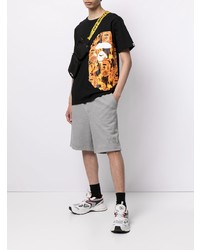 schwarzes bedrucktes T-Shirt mit einem Rundhalsausschnitt von A Bathing Ape