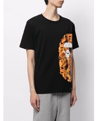 schwarzes bedrucktes T-Shirt mit einem Rundhalsausschnitt von A Bathing Ape