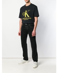 schwarzes bedrucktes T-Shirt mit einem Rundhalsausschnitt von Calvin Klein Jeans Est. 1978