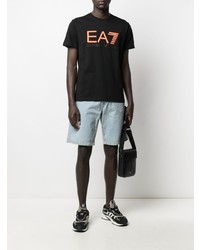 schwarzes bedrucktes T-Shirt mit einem Rundhalsausschnitt von Ea7 Emporio Armani