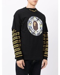 schwarzes bedrucktes T-Shirt mit einem Rundhalsausschnitt von A Bathing Ape