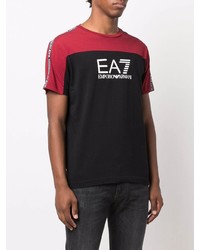 schwarzes bedrucktes T-Shirt mit einem Rundhalsausschnitt von Ea7 Emporio Armani