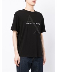 schwarzes bedrucktes T-Shirt mit einem Rundhalsausschnitt von Armani Exchange