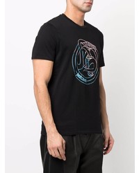 schwarzes bedrucktes T-Shirt mit einem Rundhalsausschnitt von Just Cavalli