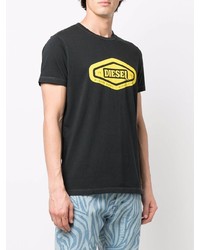 schwarzes bedrucktes T-Shirt mit einem Rundhalsausschnitt von Diesel