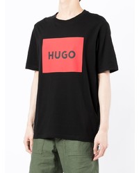 schwarzes bedrucktes T-Shirt mit einem Rundhalsausschnitt von Hugo