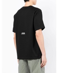 schwarzes bedrucktes T-Shirt mit einem Rundhalsausschnitt von Alpha Industries