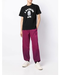 schwarzes bedrucktes T-Shirt mit einem Rundhalsausschnitt von A Bathing Ape