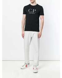 schwarzes bedrucktes T-Shirt mit einem Rundhalsausschnitt von CP Company