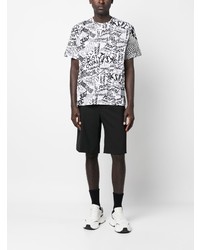 schwarzes bedrucktes T-Shirt mit einem Rundhalsausschnitt von Just Cavalli