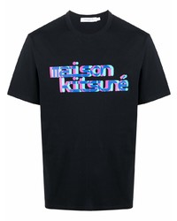 schwarzes bedrucktes T-Shirt mit einem Rundhalsausschnitt von MAISON KITSUNÉ