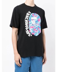 schwarzes bedrucktes T-Shirt mit einem Rundhalsausschnitt von A Bathing Ape