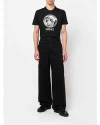 schwarzes bedrucktes T-Shirt mit einem Rundhalsausschnitt von Versace