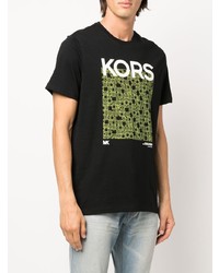 schwarzes bedrucktes T-Shirt mit einem Rundhalsausschnitt von Michael Kors