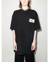 schwarzes bedrucktes T-Shirt mit einem Rundhalsausschnitt von Vetements