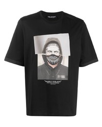 schwarzes bedrucktes T-Shirt mit einem Rundhalsausschnitt von Neil Barrett