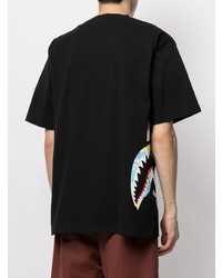 schwarzes bedrucktes T-Shirt mit einem Rundhalsausschnitt von A Bathing Ape