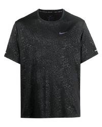 schwarzes bedrucktes T-Shirt mit einem Rundhalsausschnitt von Nike