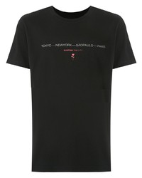 schwarzes bedrucktes T-Shirt mit einem Rundhalsausschnitt von OSKLEN