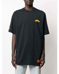 schwarzes bedrucktes T-Shirt mit einem Rundhalsausschnitt von Heron Preston