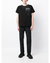 schwarzes bedrucktes T-Shirt mit einem Rundhalsausschnitt von Ports V