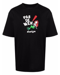 schwarzes bedrucktes T-Shirt mit einem Rundhalsausschnitt von PAS DE ME