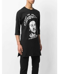 schwarzes bedrucktes T-Shirt mit einem Rundhalsausschnitt von Boy London