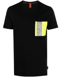 schwarzes bedrucktes T-Shirt mit einem Rundhalsausschnitt von Raeburn