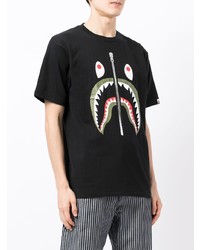 schwarzes bedrucktes T-Shirt mit einem Rundhalsausschnitt von A Bathing Ape