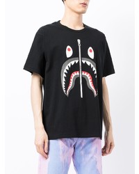 schwarzes bedrucktes T-Shirt mit einem Rundhalsausschnitt von A Bathing Ape