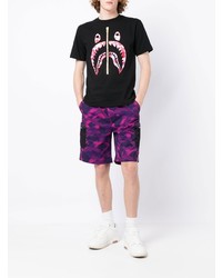 schwarzes bedrucktes T-Shirt mit einem Rundhalsausschnitt von BAPE BLACK *A BATHING APE®