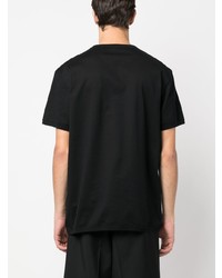 schwarzes bedrucktes T-Shirt mit einem Rundhalsausschnitt von Alexander McQueen