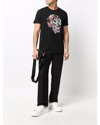 schwarzes bedrucktes T-Shirt mit einem Rundhalsausschnitt von Alexander McQueen